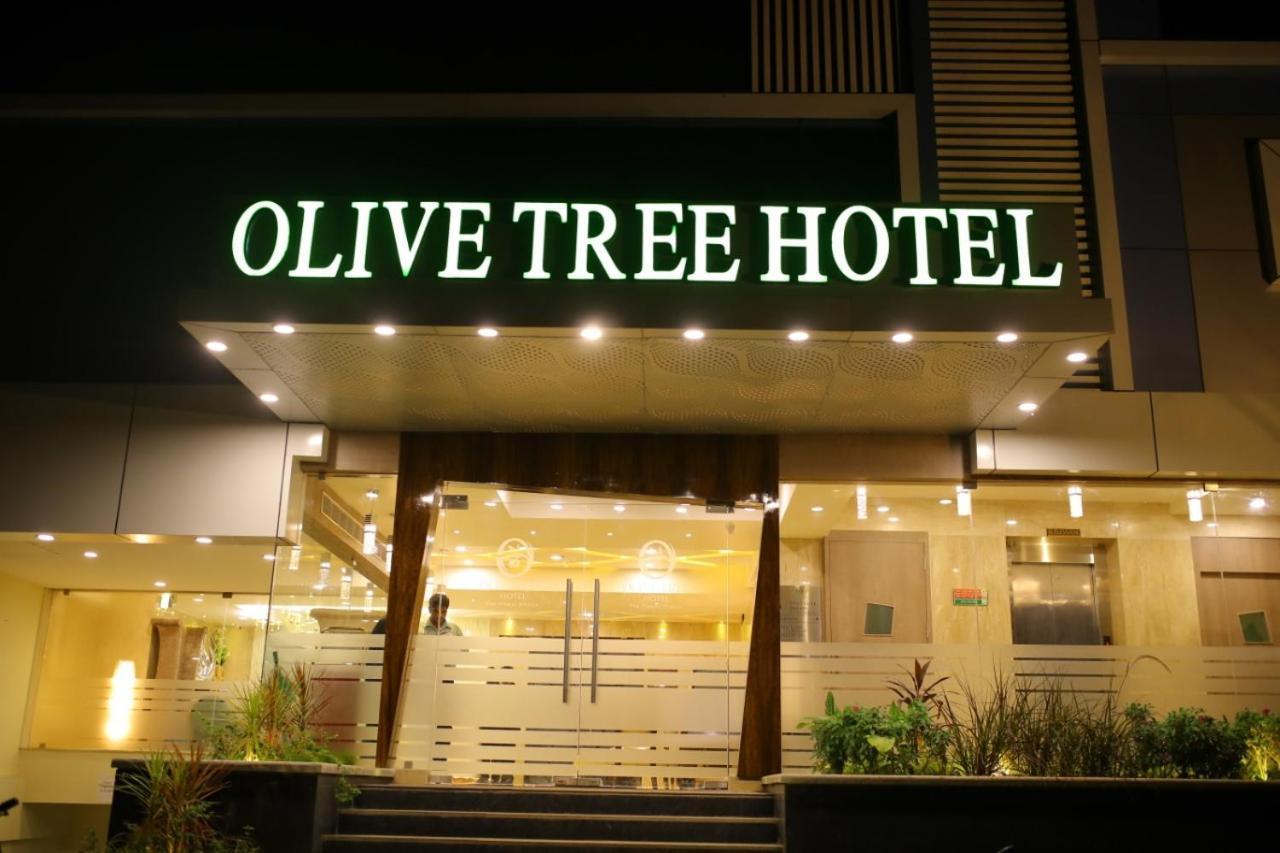 Olive Tree Hotel Vijayawāda Exterior photo